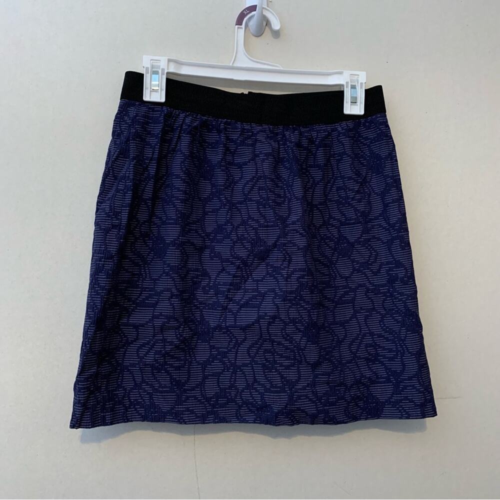 Ann Taylor Blue Floral Skirt Exposed Zipper Petite